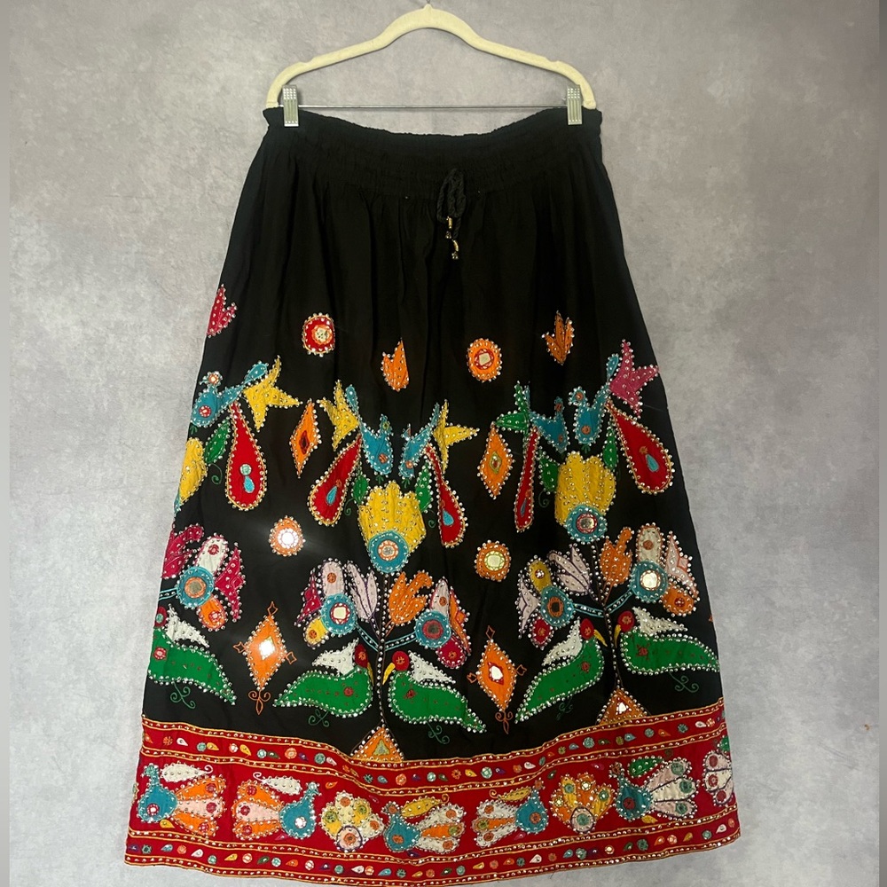 Vintage Black Embroidered Sequined Appliquéd 
Colorful Women's Skirt OS